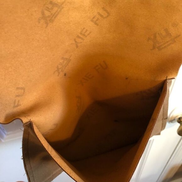 Colorful textured Genuine Leather purse - Picture 6 of 8